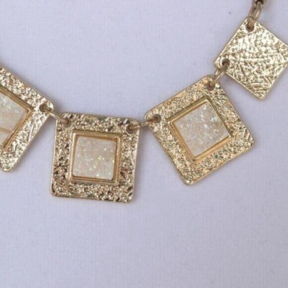 Hammered Gold Necklace Squares raw stone inset New with Tags - Picture 11 of 15